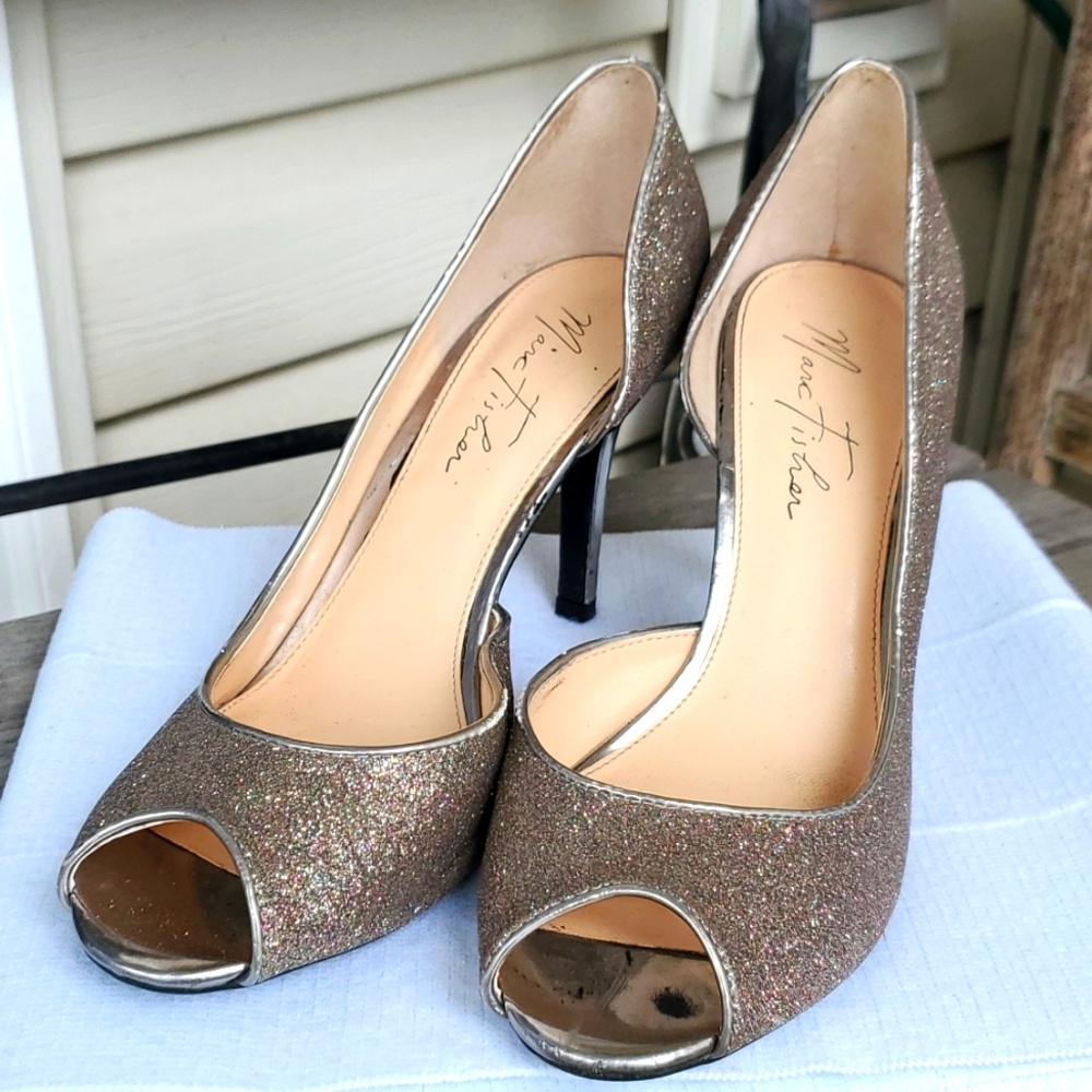 Marc Fisher MFJoey3 Women's Glitter Peep Toe High Heel Pumps - Size 8 1/2M